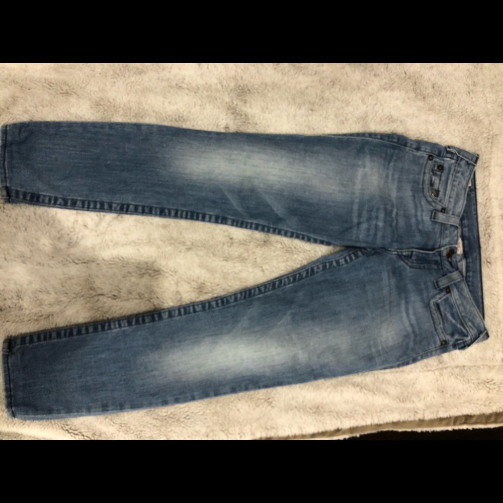 Woman Jean true religion